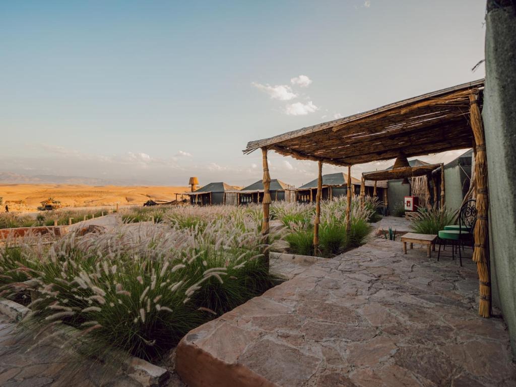 Tente confortable du Bédouin Agafay avec terrasse